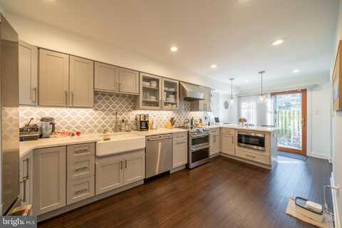 10 LLANFAIR ROAD, ARDMORE, PA 19003