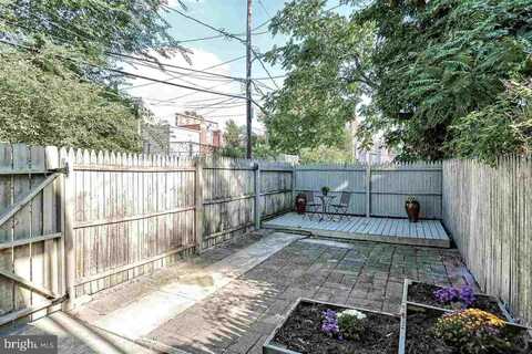 435 PEFFER STREET, HARRISBURG, PA 17102