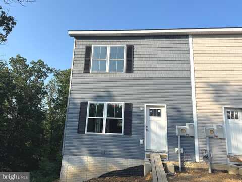 126 MARINERIS CIRCLE, MARTINSBURG, WV 25405