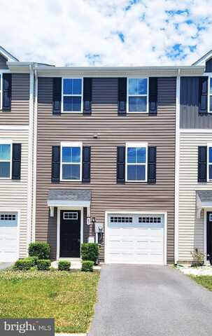 67 WIGGLES COURT, MARTINSBURG, WV 25403