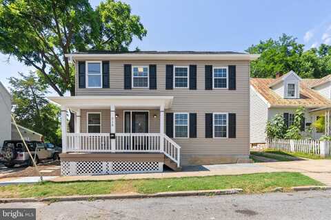 318 W LIBERTY STREET, CHARLES TOWN, WV 25414