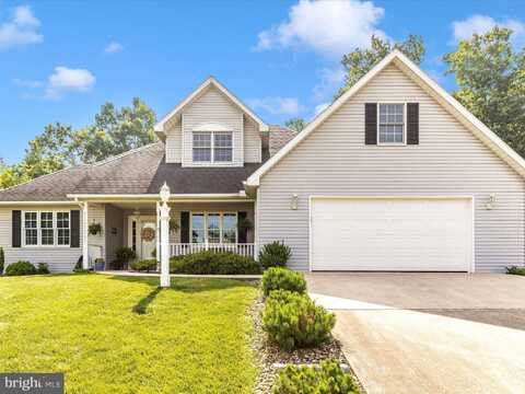6945 AUGUSTA NATIONAL, FAYETTEVILLE, PA 17222