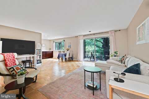 10228 ROCKVILLE PIK, NORTH BETHESDA, MD 20852