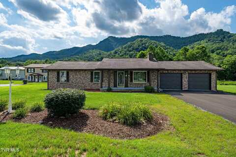 157 Spring Street, Hampton, TN 37658