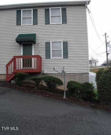 609 Spring Hill Road, Johnson City, TN 37604