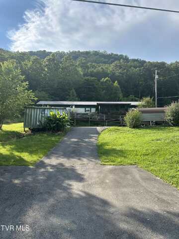 2703 Orr Street, Big Stone Gap, VA 24219
