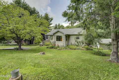 102 Orchard Meadows Lave Lane, Roan Mountain, TN 37687
