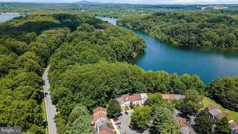 39 LAKE PARK CT #962, GERMANTOWN, MD 20874