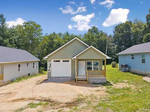 356 Dayton Avenue, CROSSVILLE, TN 38555