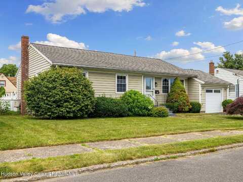 35 Amsterdam Avenue, Kingston, NY 12401