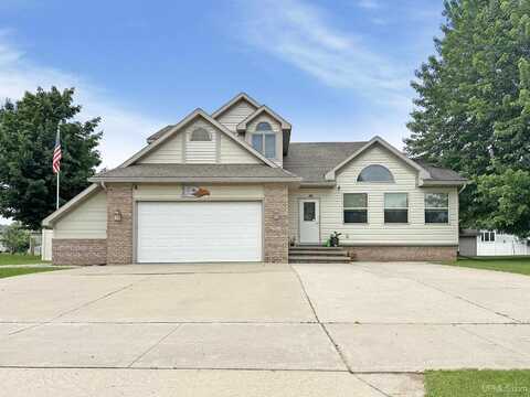 3215 S 6Th, Escanaba, MI 49829