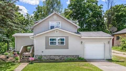617 Crest, Kingsford, MI 49802