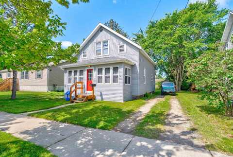 118 S Second, Manistique, MI 49854