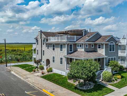 4762 West Ave, 2nd Fl, Ocean City, NJ 08226