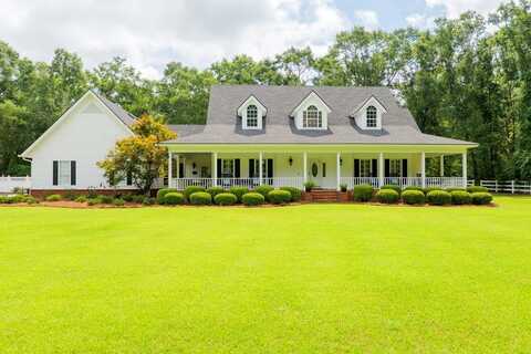 8288 Miller Rd, Hahira, GA 31632