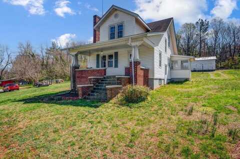 501 W Spencer Rd, Hurt, VA 24563
