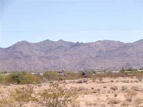 3687 N Mobile Road, Golden Valley, AZ 86413