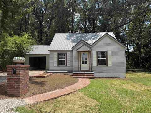255 WOODLAWN, Selmer, TN 38375