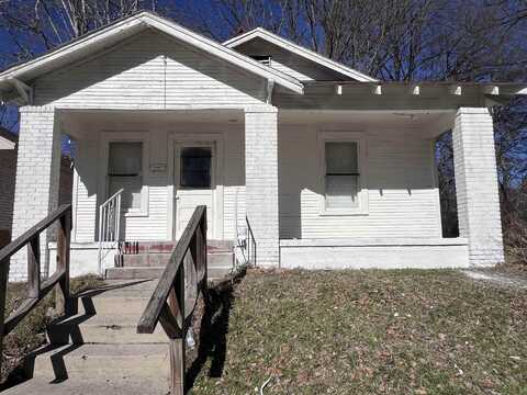 318 CAMBRIDGE, Memphis, TN 38106