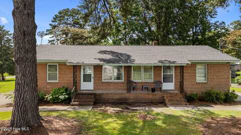 208 S Anderson Street, Elm City, NC 27822