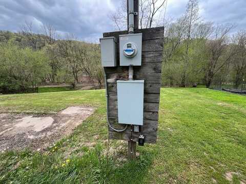 629 Big Grave Creek Road, Moundsville, WV 26041