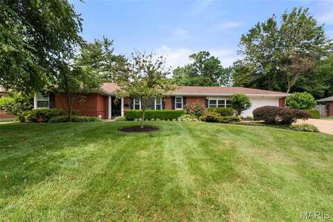 1431 Jamaica Court, Warson Woods, MO 63122