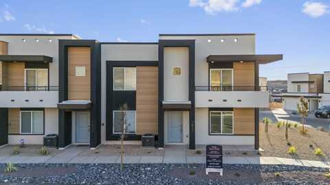 1743 S Wahweap Way, Washington, UT 84780