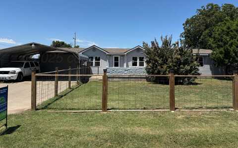 403 Aaron Road, Fritch, TX 79036