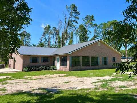212 Arthur McNeal Rd, Hazlehurst, GA 31539