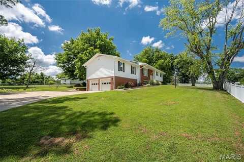 3644 Crestview Drive, Hillsboro, MO 63050