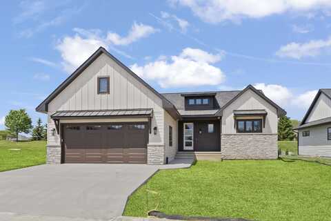 1820 Whispering Pines Circle, Cedar Falls, IA 50613