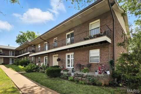 6935 Colonial Woods Drive, Saint Louis, MO 63129