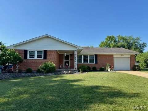 8 E 11th Street, Washington, MO 63090