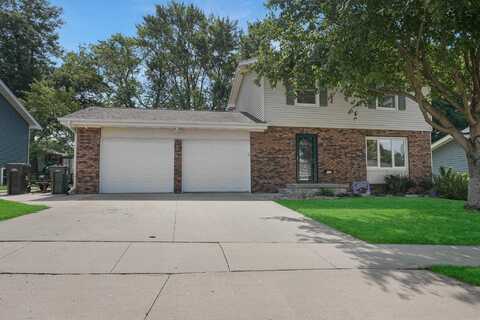 430 Balboa Avenue, Cedar Falls, IA 50613