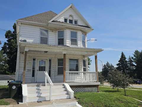 215 Dane Street, Waterloo, IA 50703