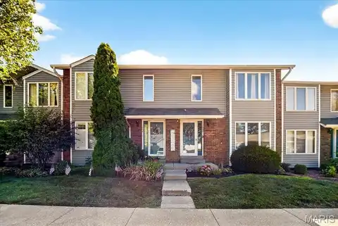 1666 Forest Hills Drive, Saint Charles, MO 63303
