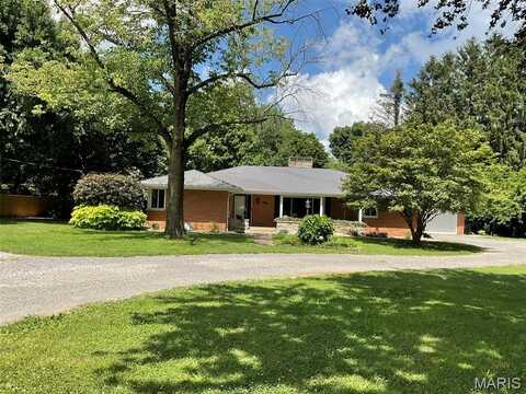 4303 STATE ROUTE 160, Highland, IL 62249