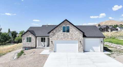 821 E 160 N, Hyde Park, UT 84318