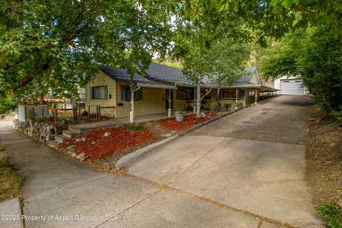 1026 Palmer Avenue, Glenwood Springs, CO 81601