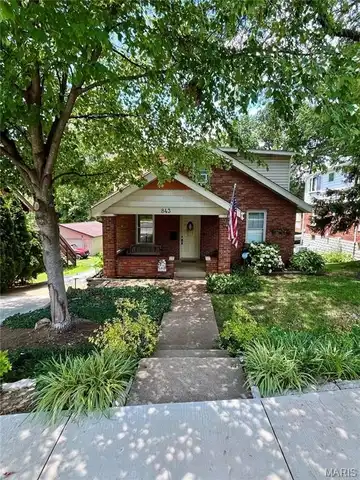 843 N Florissant Road, Ferguson, MO 63135