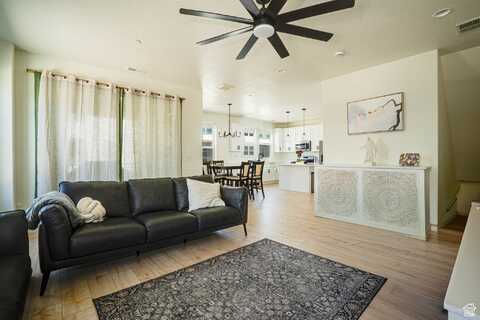 604 N SEGO, Farmington, UT 84025