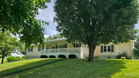 40 Ridge Street, Moro, IL 62067