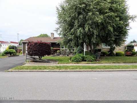 817 New Street, Roaring Spring, PA 16673