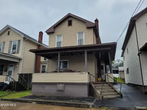 2121 Columbia Avenue, Tyrone, PA 16686