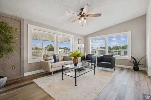 102 W ALTA VIEW, Sandy, UT 84070