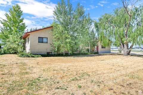5577 W 4000 S, Hooper, UT 84315