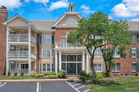 208 Ambridge Court, Chesterfield, MO 63017