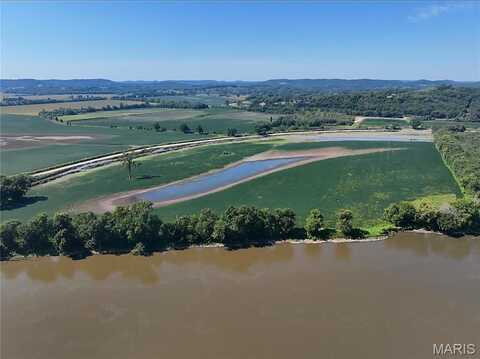 209 Pike 209, Clarksville, MO 63336