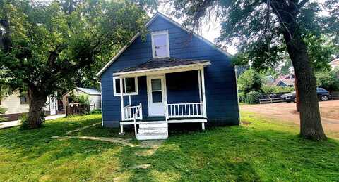 116 NE 8th Avenue, Aberdeen, SD 57401