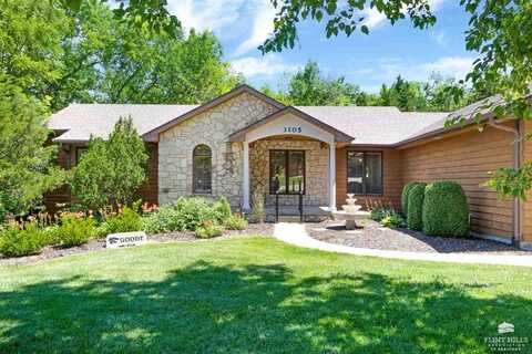 3105 Harahey Ridge, Manhattan, KS 66502